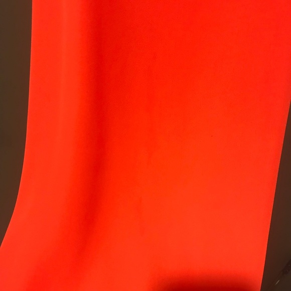 Neon strappy racer back tank - Picture 3 of 4